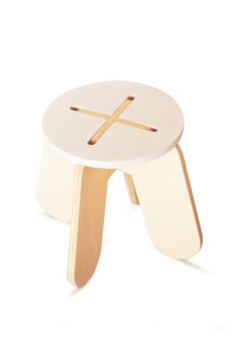 Detský drevený stolček X biely